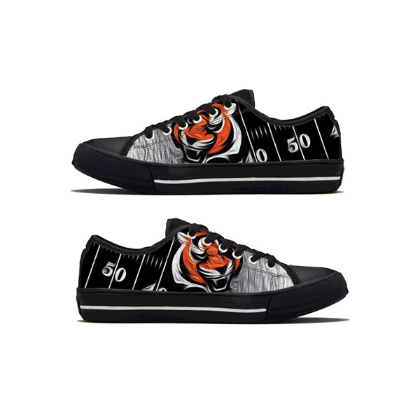 Women's Cincinnati Bengals Low Top Canvas Sneakers 001